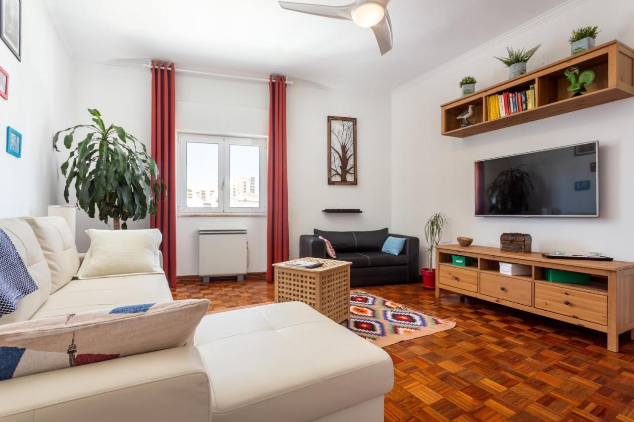 Dreamers Duplex With Seaview Фару Экстерьер фото