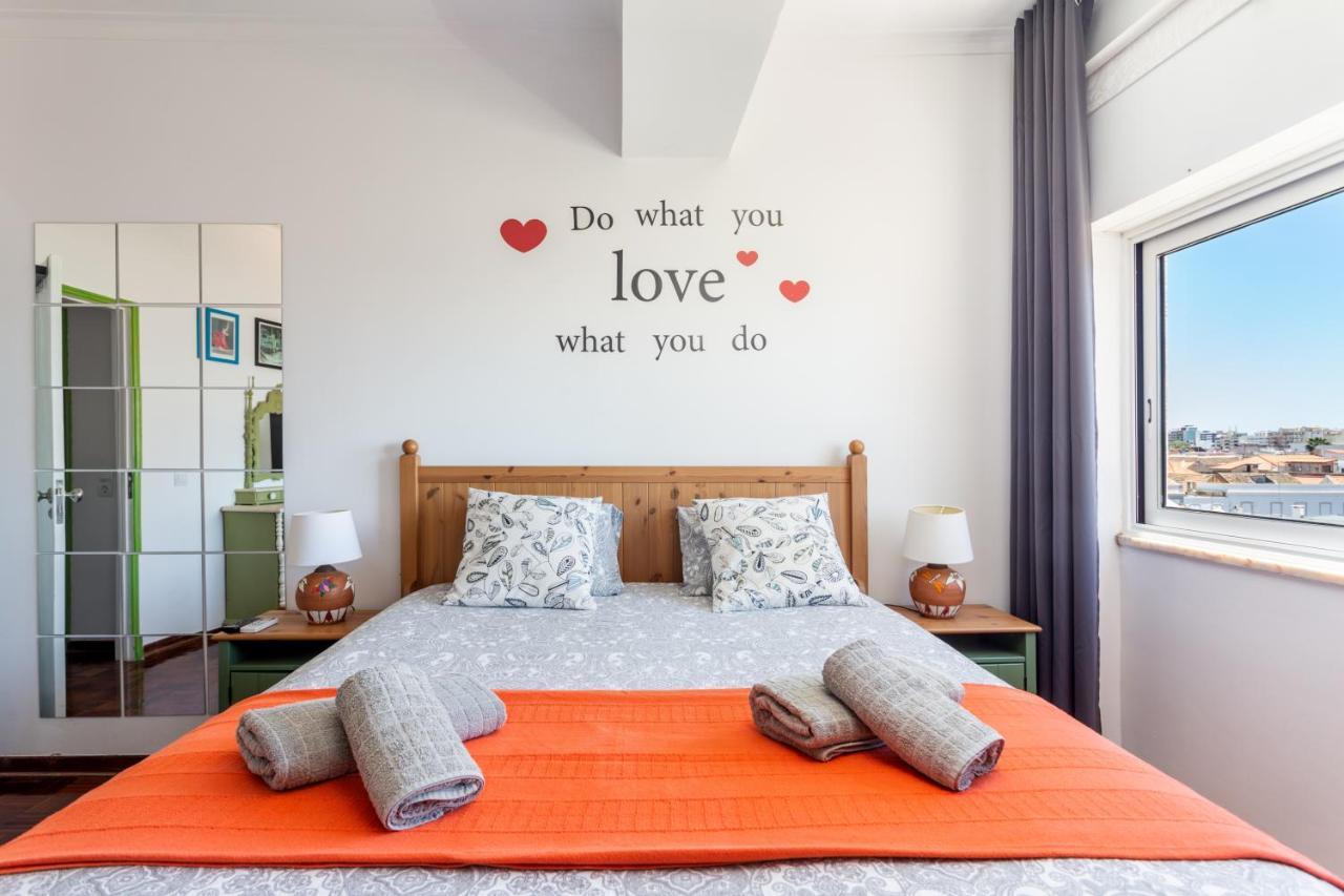 Dreamers Duplex With Seaview Фару Экстерьер фото