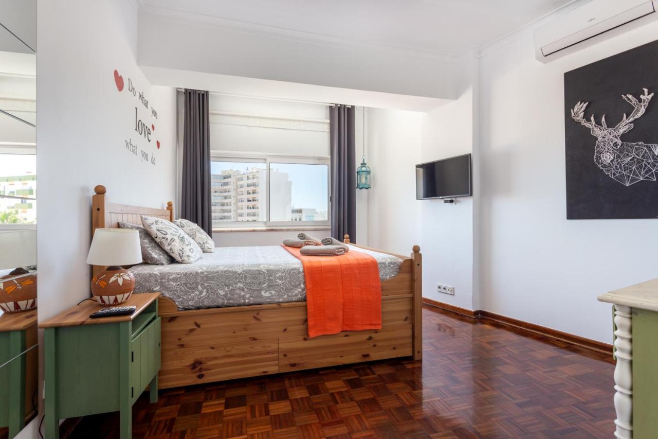 Dreamers Duplex With Seaview Фару Экстерьер фото